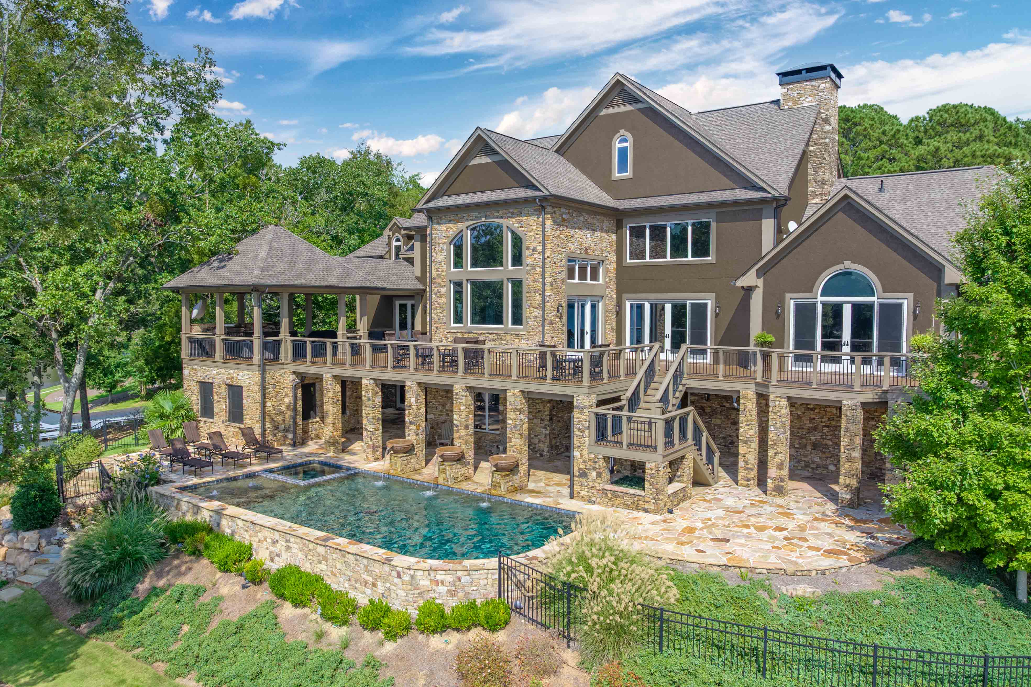 1151 Oconee Way image 1